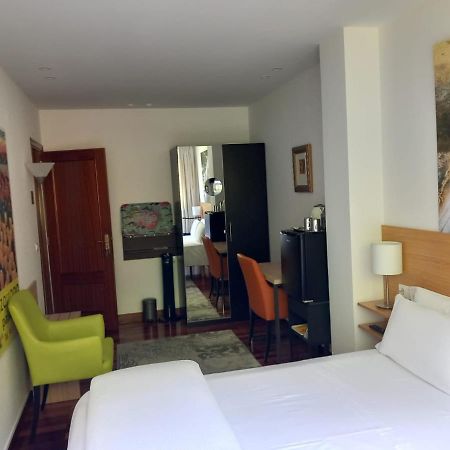 Suite Bilbao Arena Con Plaza De Garaje Eksteriør bilde