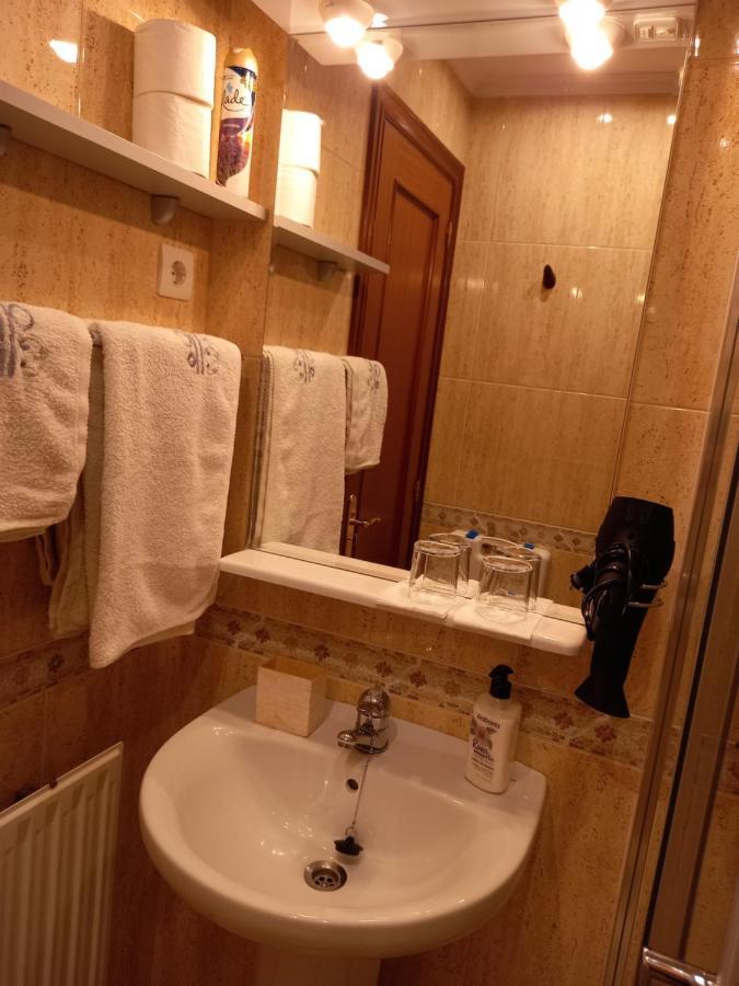 Suite Bilbao Arena Con Plaza De Garaje Eksteriør bilde